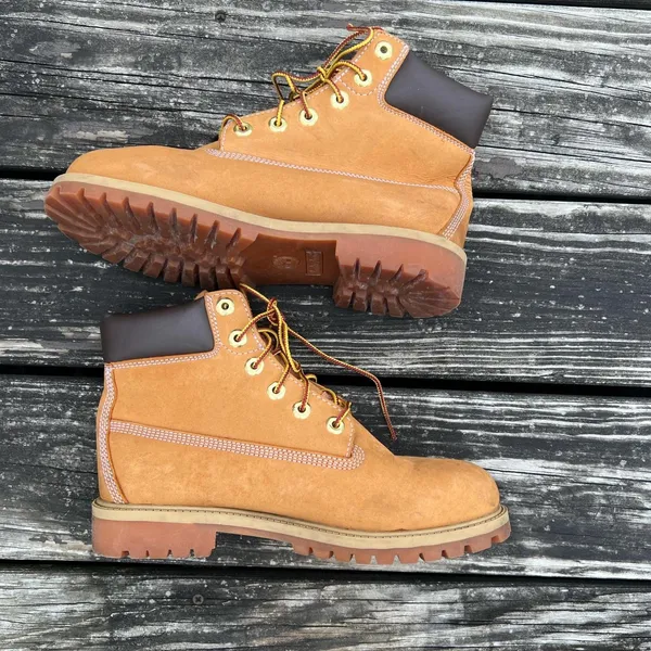 Timberland 6 Inch Premium Waterproof Boot 'Wheat' Nubuck Size 6.5 Women’s Size 8 - Image 2