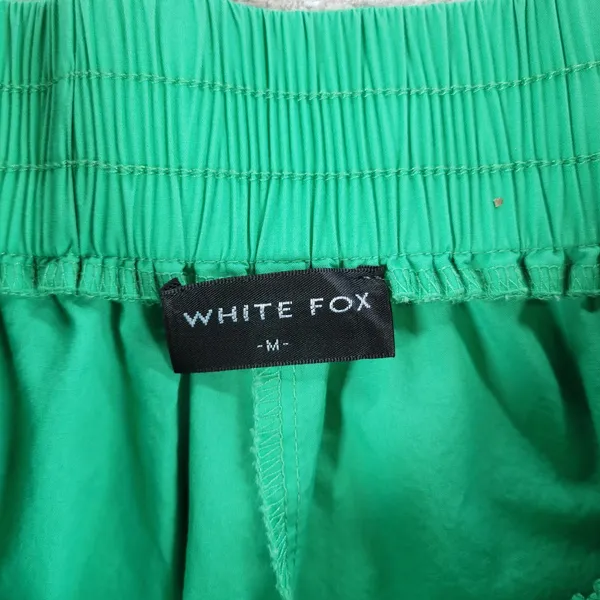 White Fox Short 2 Piece Set Womens S/M Green Button Up Oversized Top Pull On - Image 2