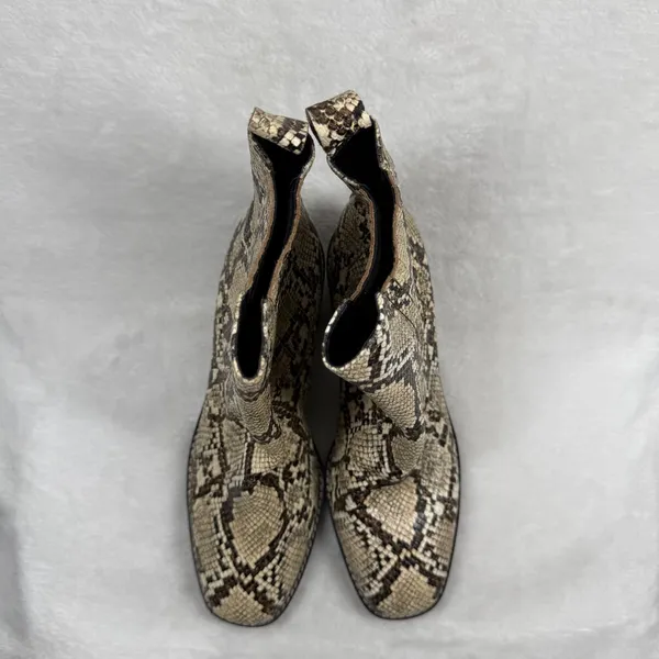 Nordstrom Snakeskin Print Ankle Boots‎ Square Toe Block Heel Chelsea Booties 7.5 - Image 4