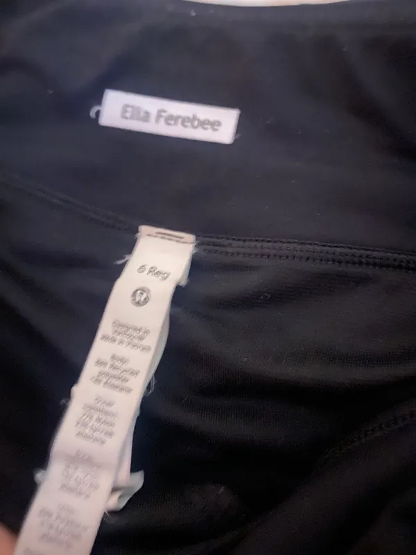 Lululemon Speed Up Short Low-Rise 2.5” - Image 2