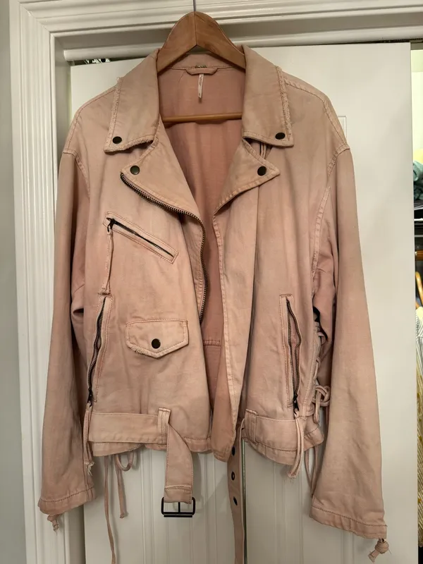 Free People Pink Denim Jacket - Image 3