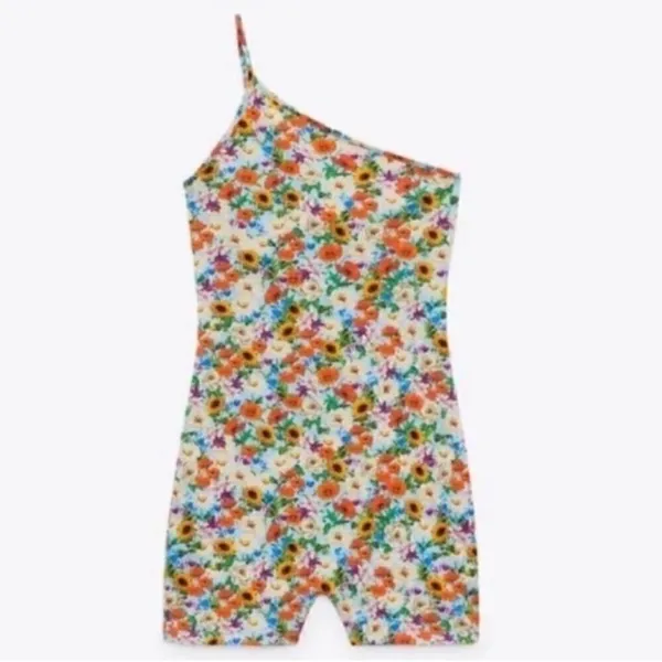 Zara One Shoulder Floral Print Shorts Romper(Size Medium) - Image 2