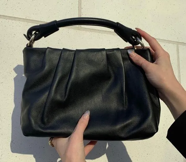 & Other stories black bag - Image 6