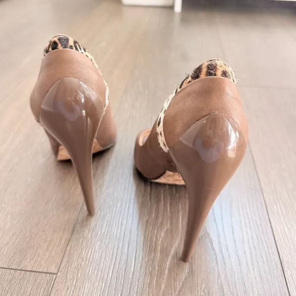 L.A.M.B Gwen Stefani Taupe Leather Leopard Print Open Toe Heels‎ 7.5M - Image 5