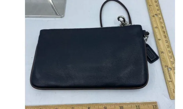 Coach Women's Black Wristelet - Image 3