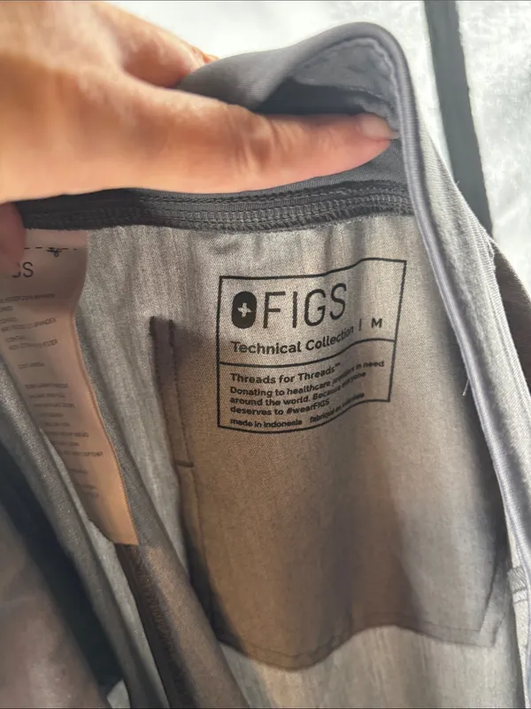 Figs Zamora gray scrub pants medium - Image 3