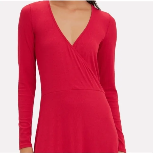 NWT‎ Intermix Serena ribbed faux wrap dress Sz P - Image 2