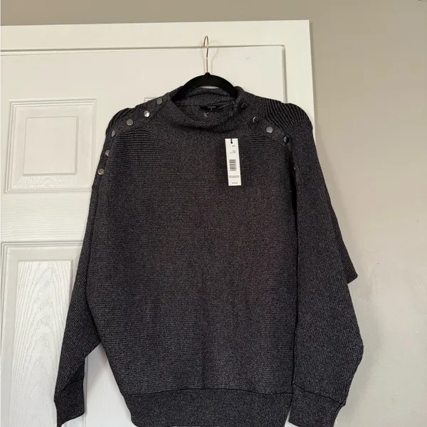 Tahari Metallic Grey Button Detail Viscose Blend Sweater MSRP$88 NWT - Image 7