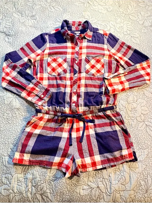 💥Aerie Plaid Flannel Pajama Romper Button Front Drawstring Red Navy Sz M💛 - Image 3