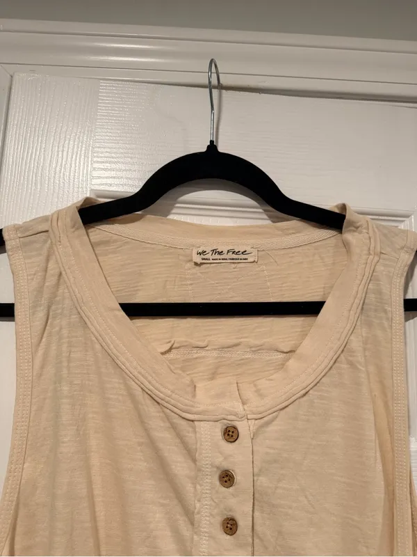 NWT Free People We The Free Size S Sleeveless Henley Tank Top Cream Raw Hem Boho - Image 4