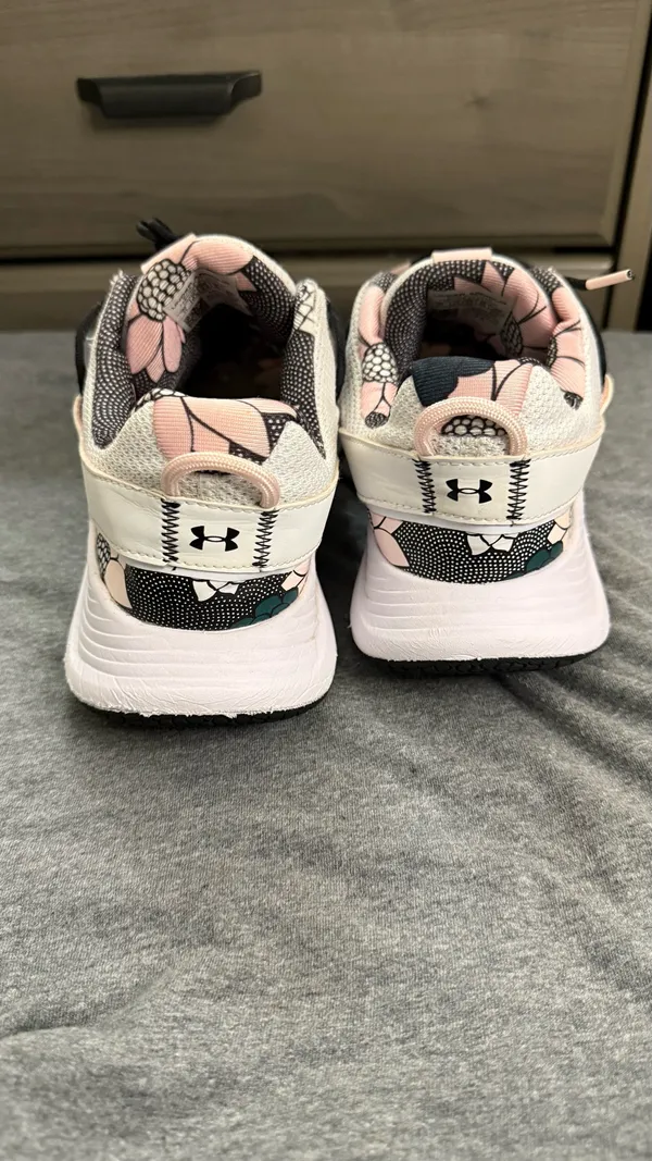 Under Armour Women's UA Charged Breathe FN Print Sport Style Shoes Size 11 - Image 3