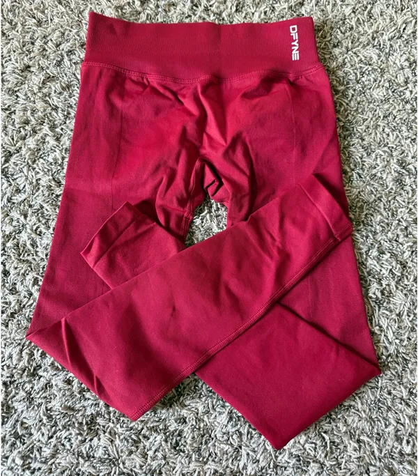 dfyne set - Image 2