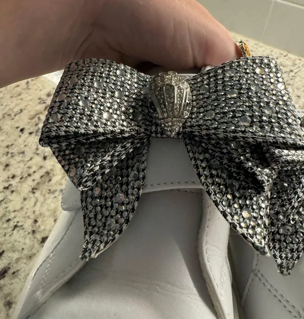 Kurt Geiger Mini Lainey Bow shoes - Image 4
