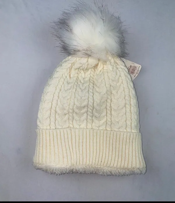 NEW Winter hat White - Image 5