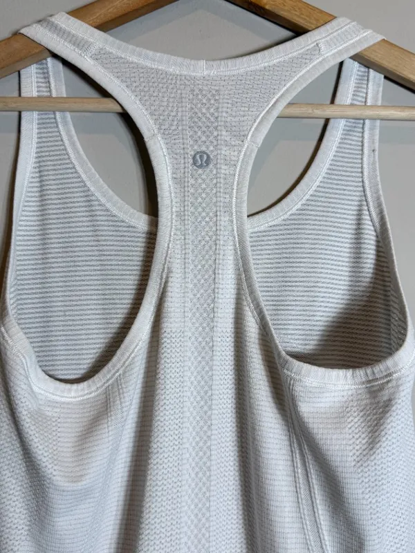 Lululemon Swiftly Tech Racerback Tank Top Women's 8 White Workout Gym Fitness - Image 9