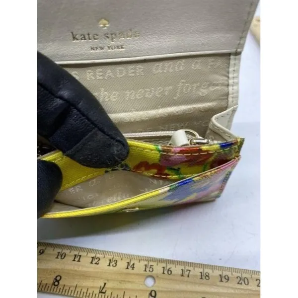 kate spade multicolor floral id key and change wal - Image 7