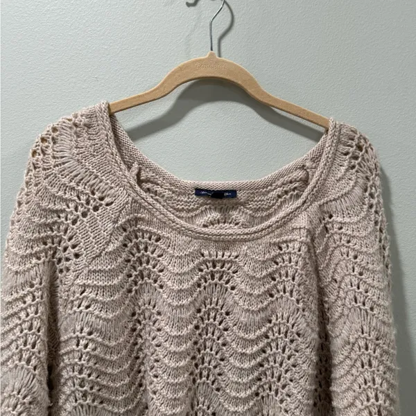 American Eagle Outfitters Cream Knit Sweater - Image 8