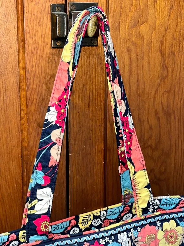 Vera Bradley Tote - Image 5
