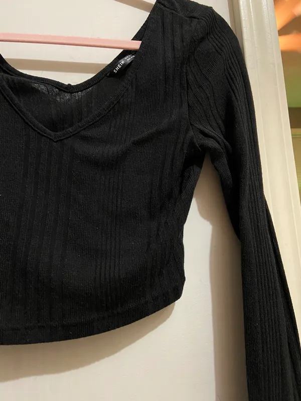 SheIn Long Sleeve Crop Top - Image 7