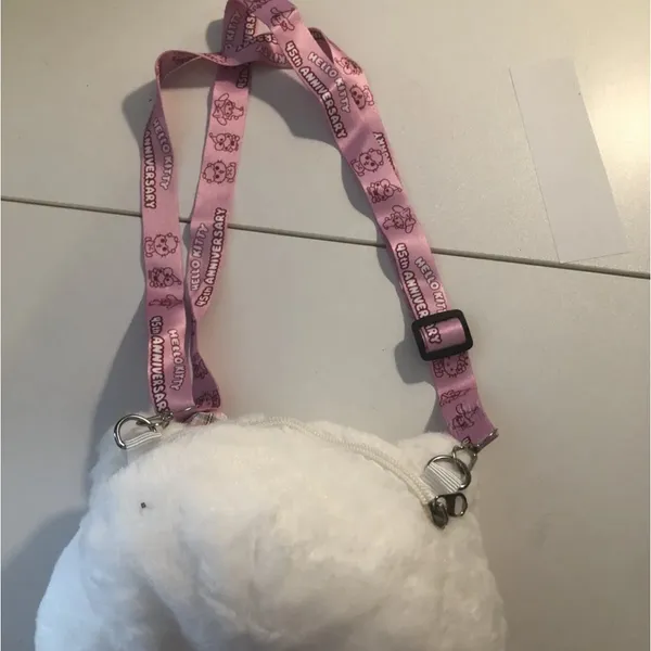 Hello Kitty Purse a Sanrio Original New Still in bag. - Image 4