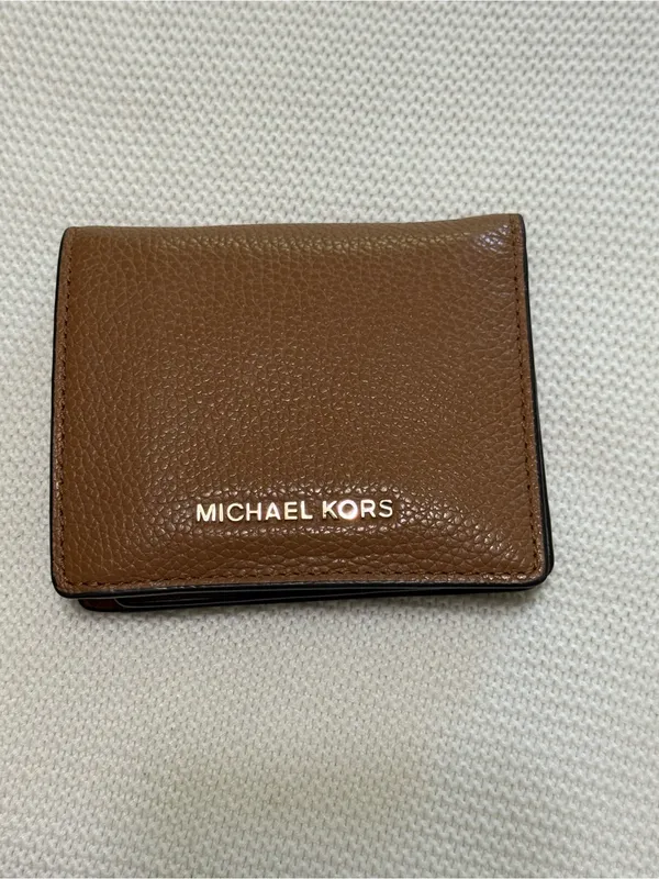 Michael Kors Brown Pebbled Leather Card Holder with Gold Logo - Image 2
