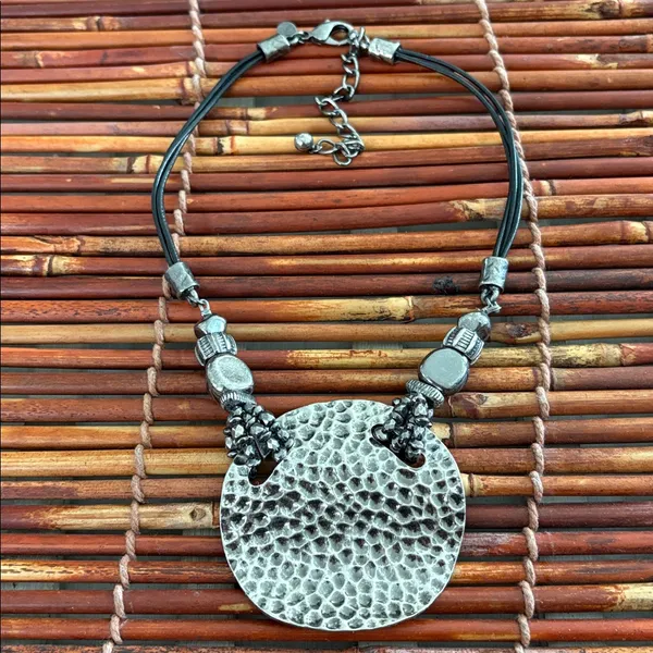 Chico's Textured Silver Pendant Necklace 16”-20” - Image 3
