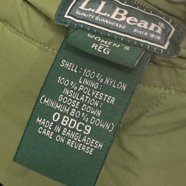 LL Bean Women M Quilted Reversible Goose Down Cold Weather Green Puffer Vest‎ - Image 11