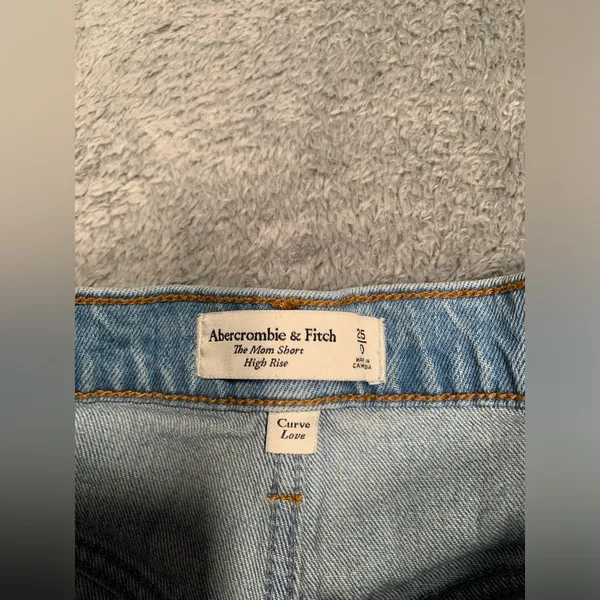 Abercrombie & fitch mom short Denim Shorts 25/0 - Image 4