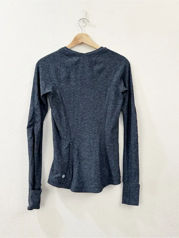 Lululemon Women's Roundful Long Sleeve Shirt Size 6 - Image 5