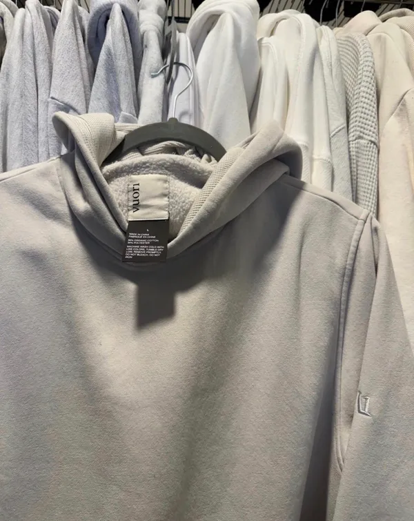 Vuori Hoodie - Image 3