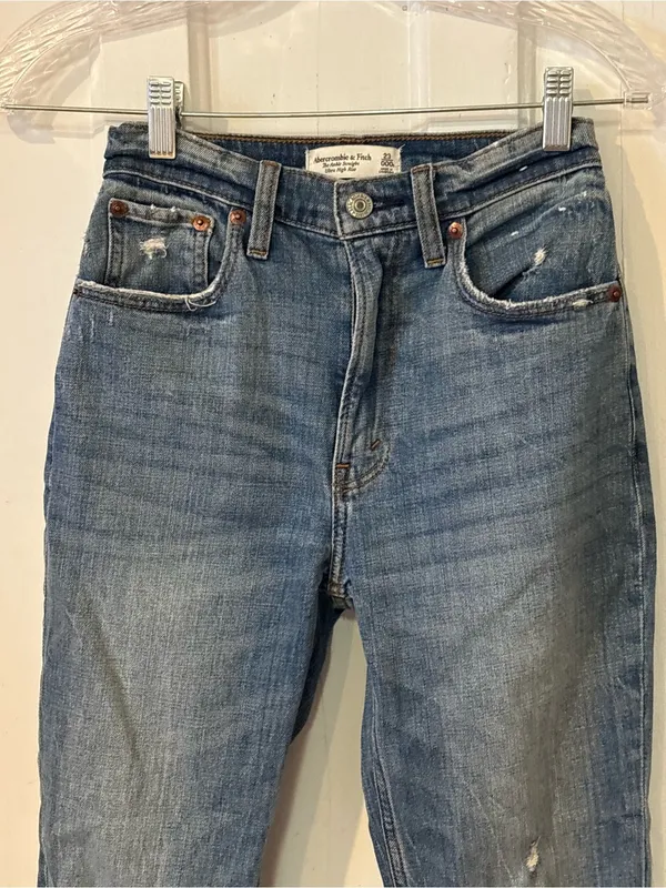 Abercrombie & Fitch Distressed Straight-Leg Blue Jeans - Image 3