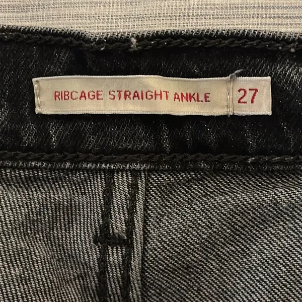 Levi’s Ribcage Straight Ankle Sz 27 - Image 7