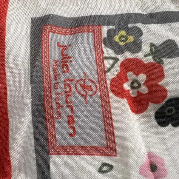 Floral Patterned Bedding Red - Image 2