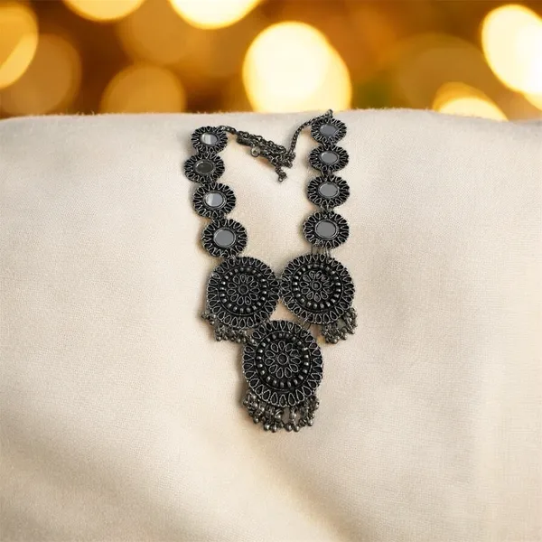 Vintage Boho Statement Necklace Silver - Image 2