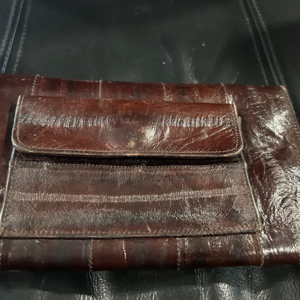 Chic Brown Leather Women's Wallet - Image 2