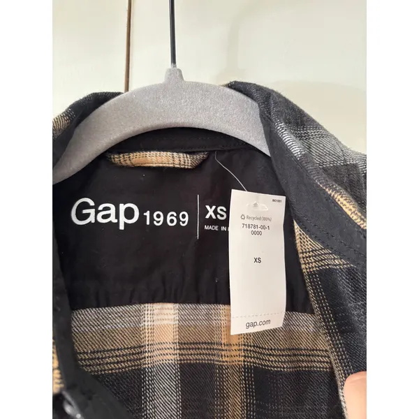 Gap 1969 XS Black Beige Plaid Button Down Shirt - Image 3