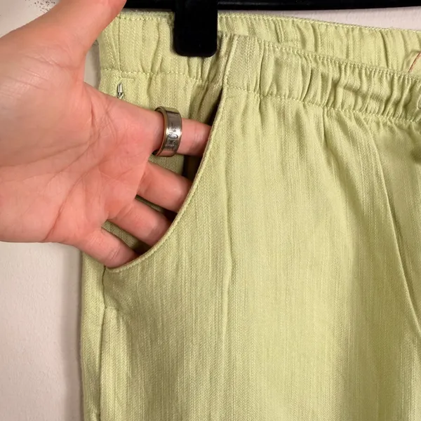 Roark Campover Pants Soft Lime Green Elastic Waist Tapered Leg Womens Medium - Image 11