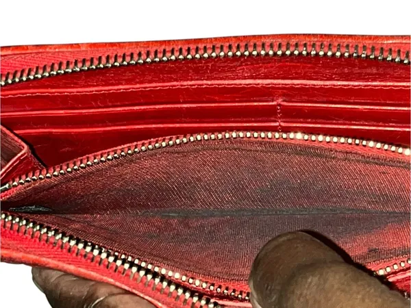 Miu Miu Matelassé Leather Wallet Red Quilted Zip Logo Hardware SOLD AS IS - Image 8