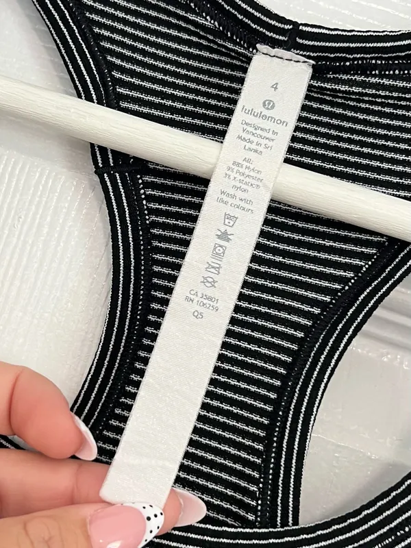 Lululemon Swiftly Tech Racerback Tank Top Size 4 Black Striped Athletic Gym Yoga - Image 5