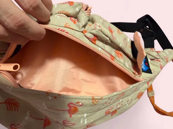 Kavu Olive Flamingo Rope Sling Bag - Image 7