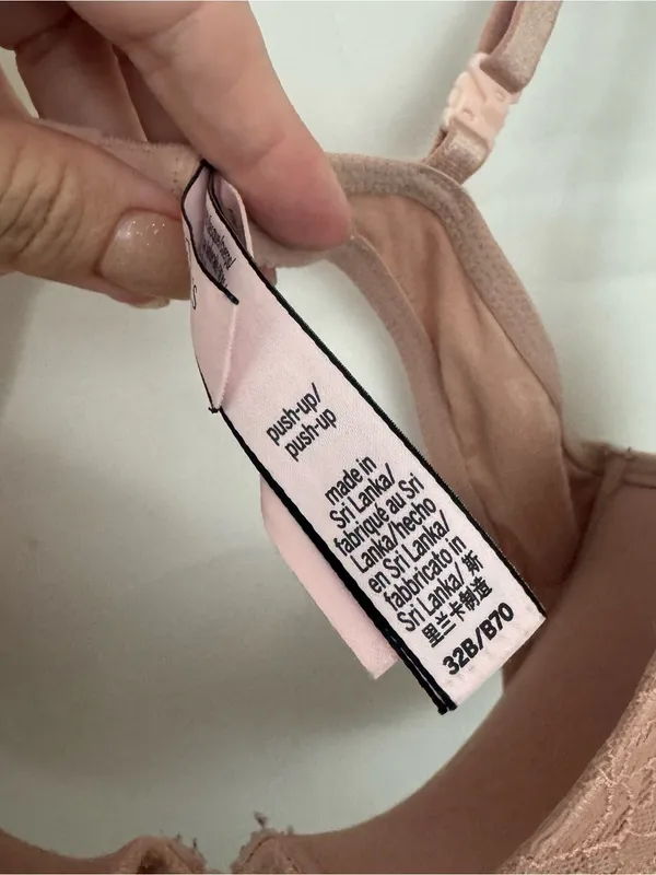 Victoria’s Secret Lace Push-Up Bra Dusty Blush Pink 32B - Image 2