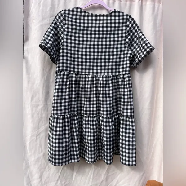 Elegant Black and White Checkered Midi Dress - Image 6
