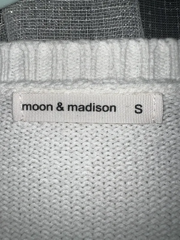 Cropped Sweater - Image 3