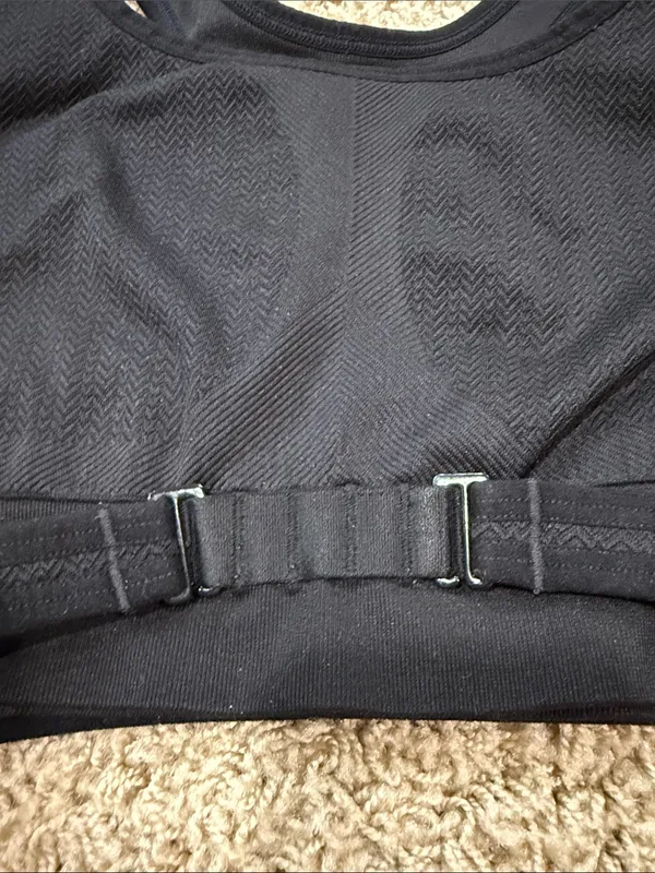 Patagonia Sports Bra Women’s Medium Black | Front Adjustable Band | Medium Suppo - Image 2