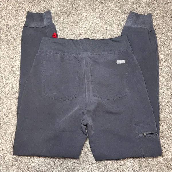 Figs Women’s Gray Zamora Joggers Scrub Pants - Image 3