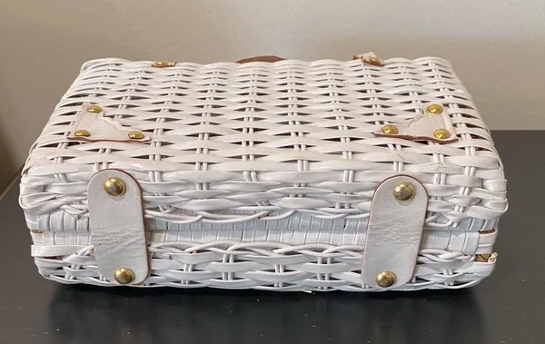 Vintage 60’s Purse Leather Straps White - Image 10