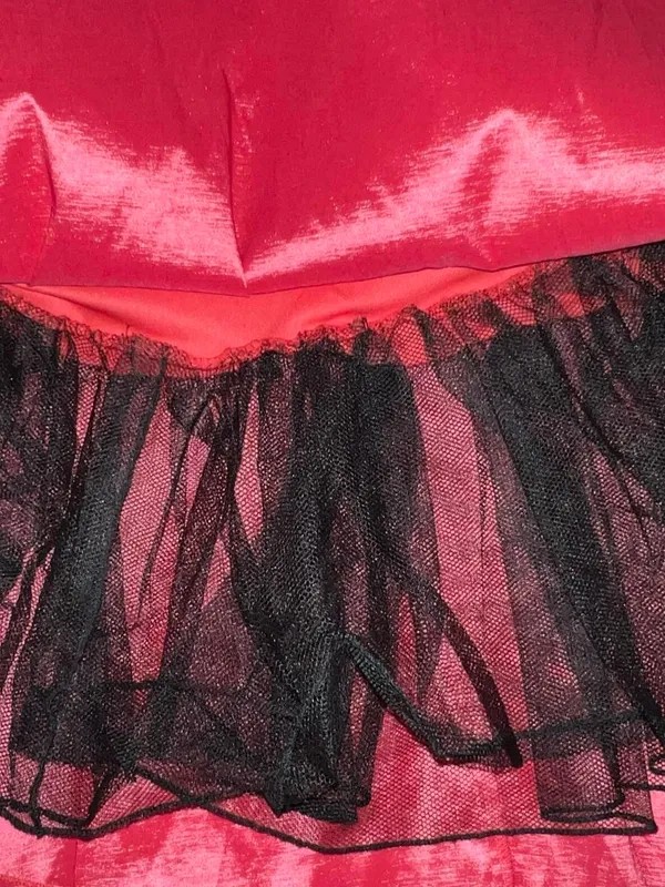 strapless Red satiny party dress. - Image 5