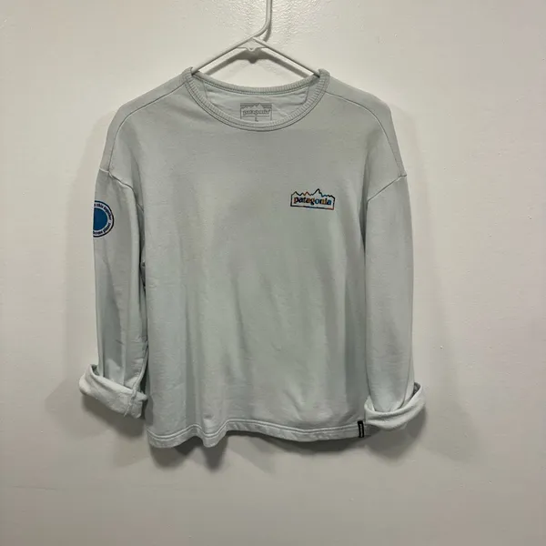 Patagonia Light Blue Sweatshirt Womens Size large! - Image 2