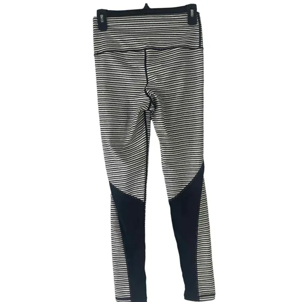 Mono B Small Black‎ Striped High Rise Monochrome Tiramisue Colorblock Leggings - Image 6