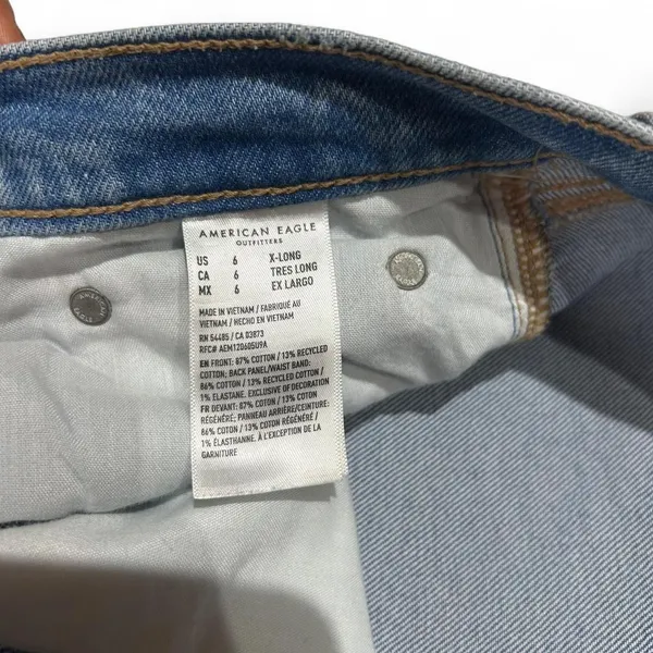 American Eagle Super High-Rise Baggy Straight Jeans - Image 6